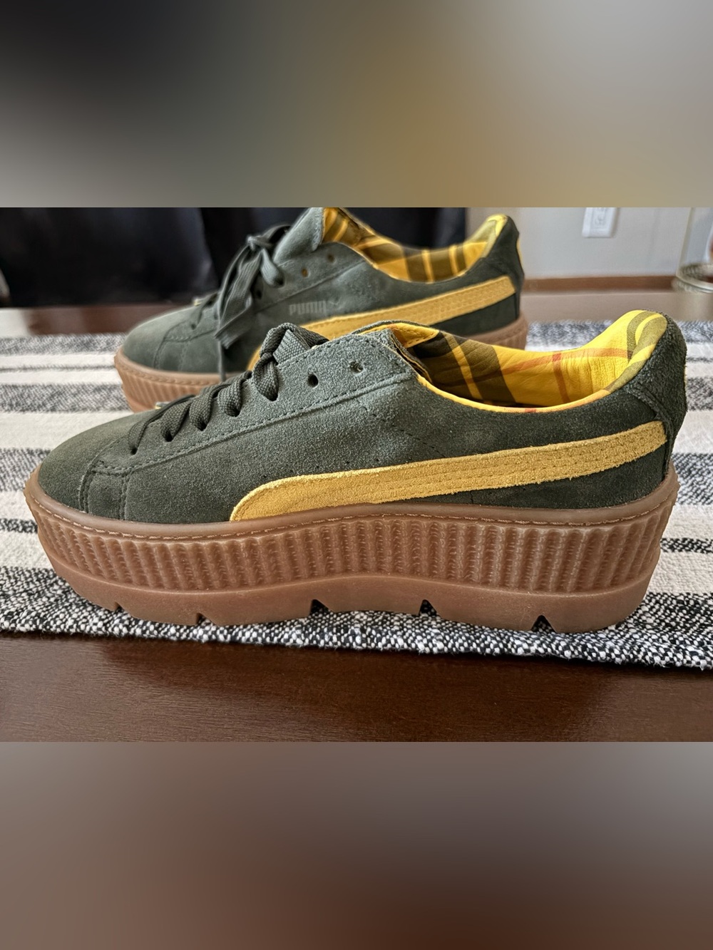 PUMA Fenty x Rihanna Cleated Creeper Suede Rosin Lemon Women’s 8 366268-01 - Picture 4 of 13